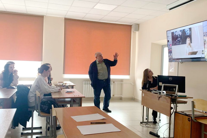 Приходите к нам учиться! 