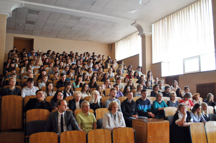 События НИУ «БелГУ» в ниу «белгу» студенты провели конференцию «лица науки»