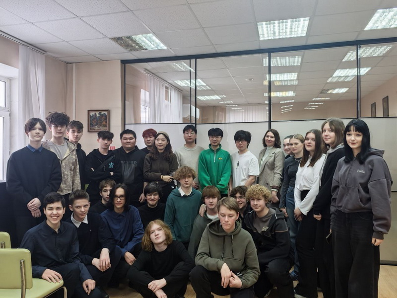 Чехов и китайская классика объединили студентов России и Китая в Белгороде