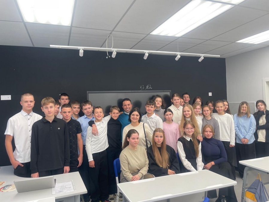 Первая профориентационная суббота в ИМКиМО: диалог поколений и культур