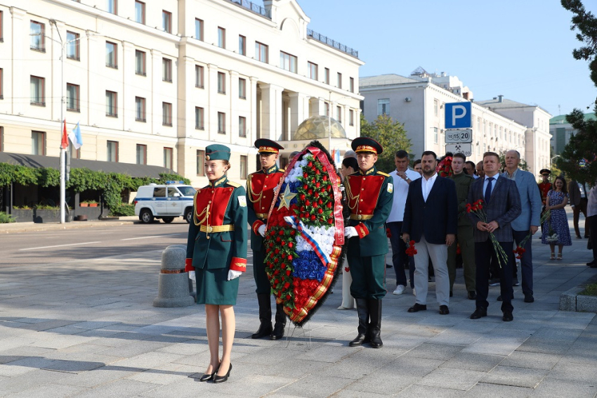 События НИУ «БелГУ» делегация ниу «белгу» присоединилась к волне памяти в честь дня освобождения города