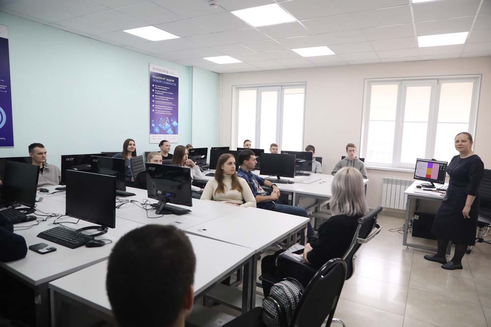 Участники акселетаратора научились дизайн-мышлению и основам технологического предпринимательства