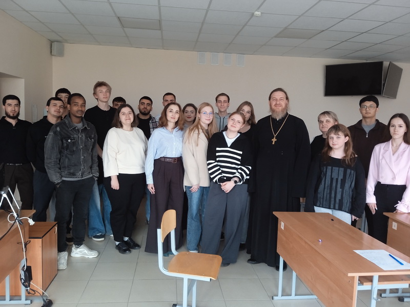 ИМКиМО продолжает традицию встреч с настоятелем домового храма университета